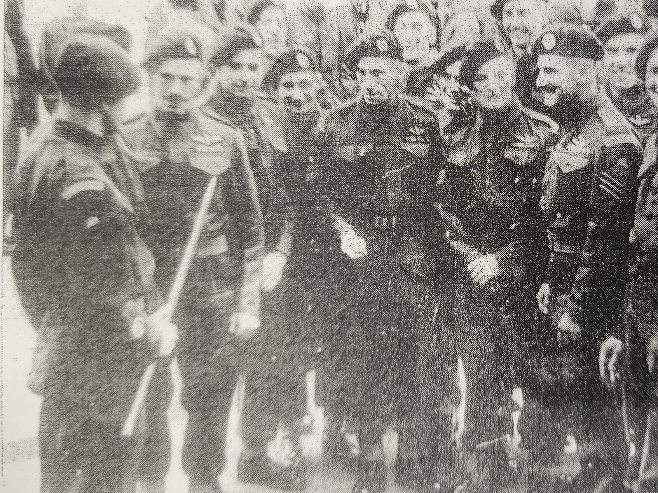 Glider pilots being briefed